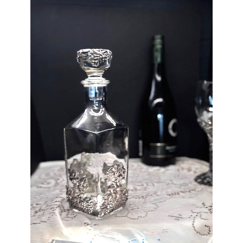 Vintage Arthur Court Grapevine Wine Decanter Aluminum Overlay Vineyard Barware